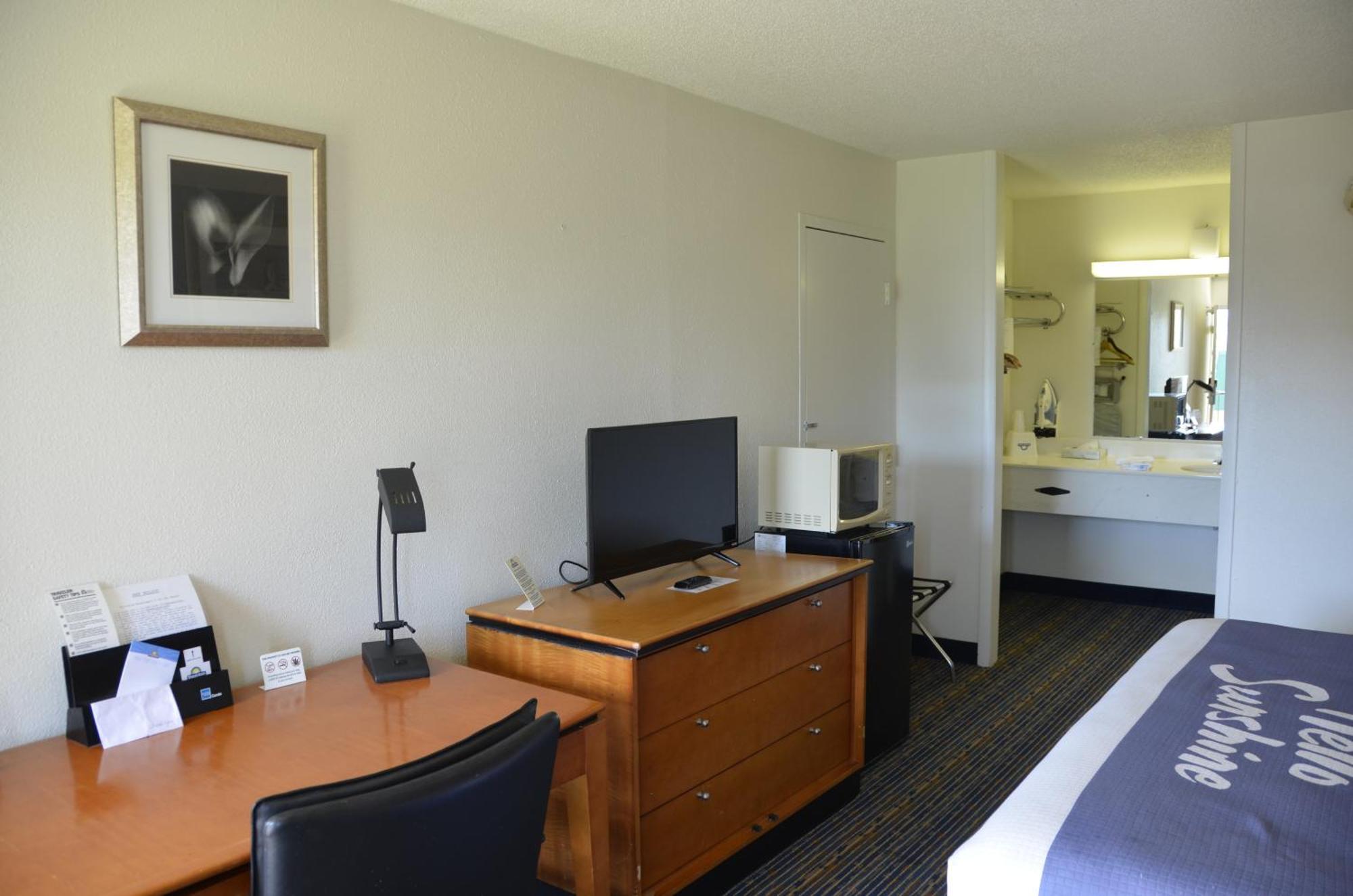 Days Inn By Wyndham Luray Shenandoah Ngoại thất bức ảnh